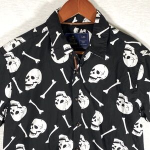 Rugby University Men's Large‎ Black Skull Bones Print Short Sleeve Shirt NWOT
